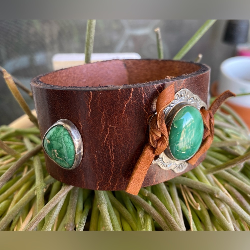 Broken Arrow Variscite Leather Cuff - Picture 2 of 12